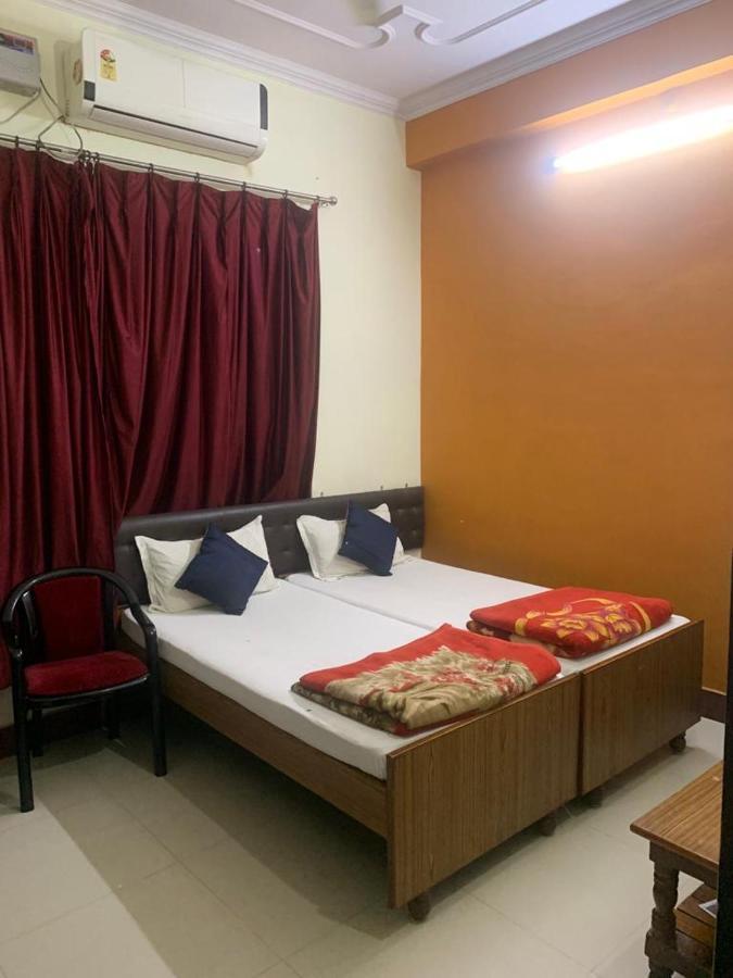 Narendra Guest House Kakarmatha Buitenkant foto